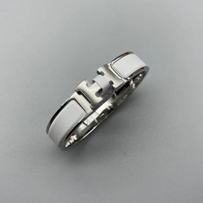 Chic H Bracelet