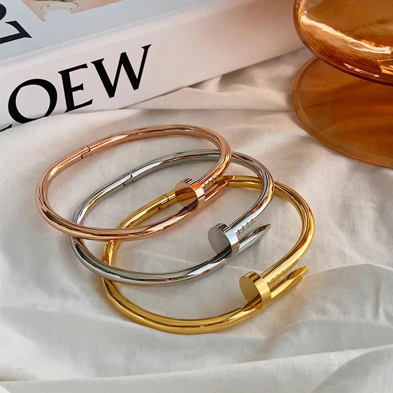 Trendy Nail Bracelet