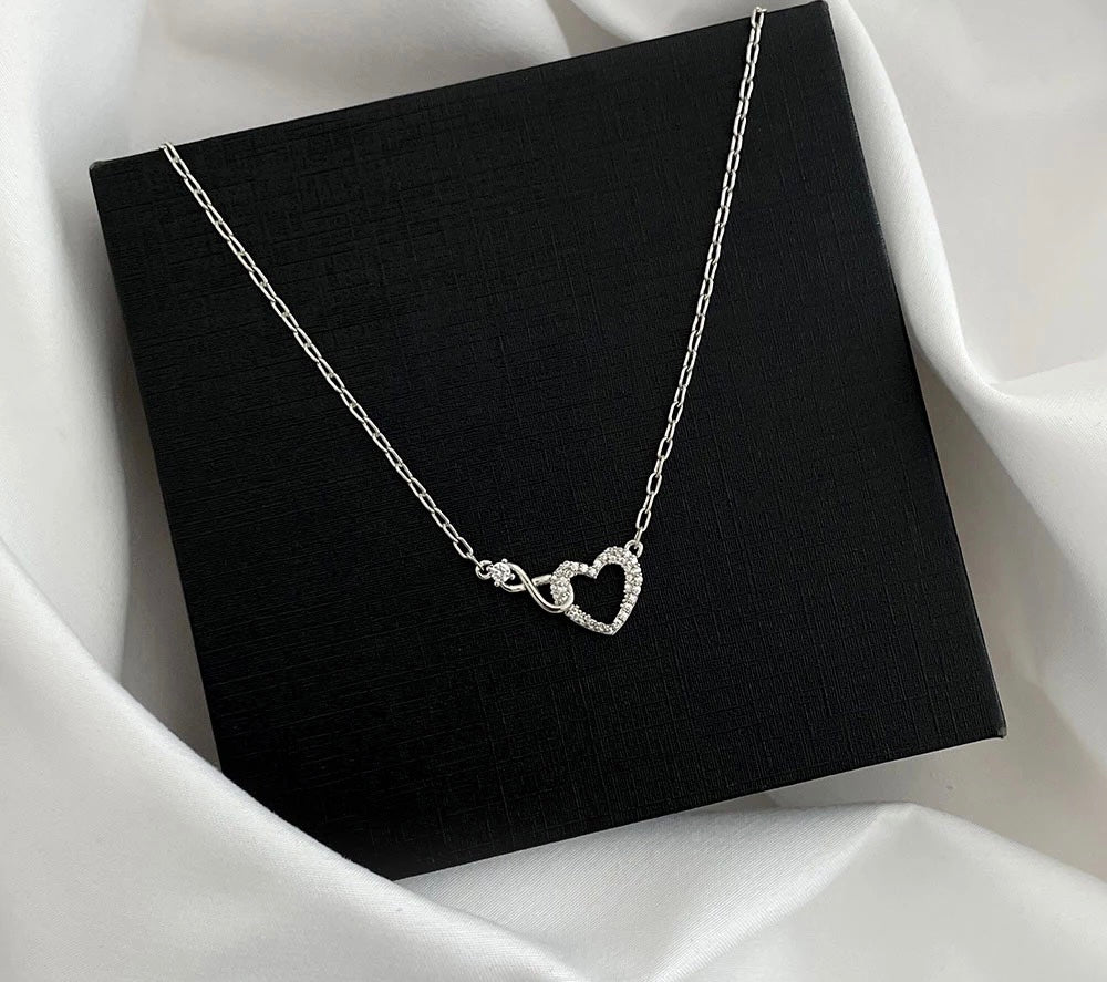 Love me 4ever Necklace