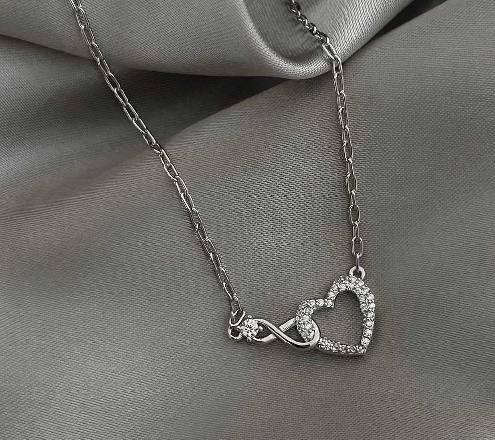 Love me 4ever Necklace